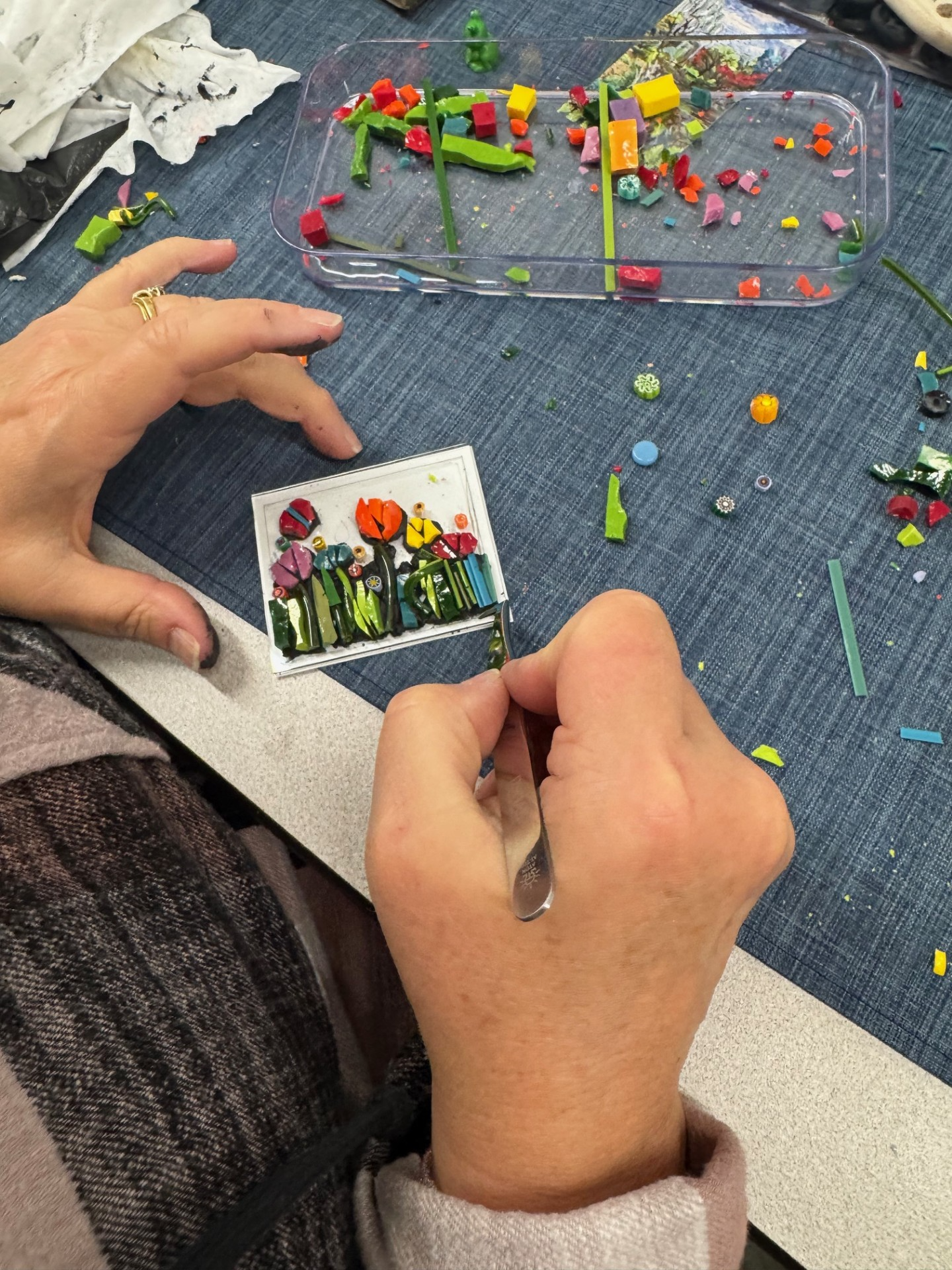 Small and Mighty Smalti Flowers with Karen Sasine - Nov. 2, 2025